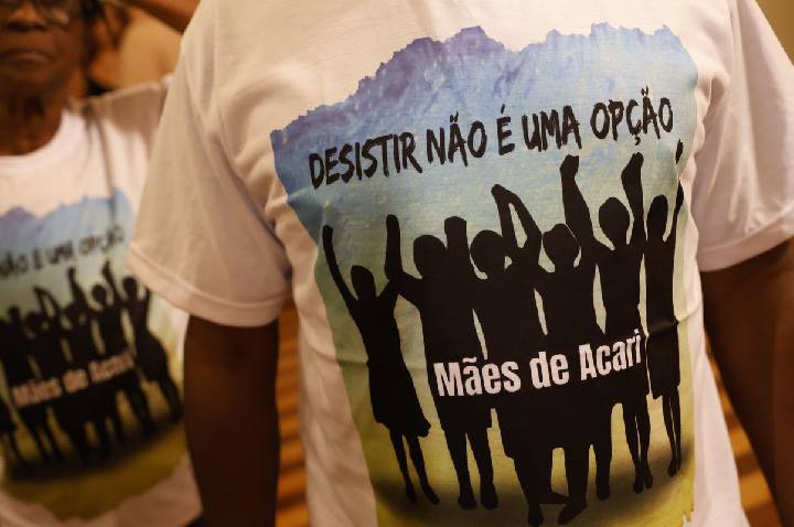 Chacina de Acari: Comissão da Câmara aprova reparação para familiares
