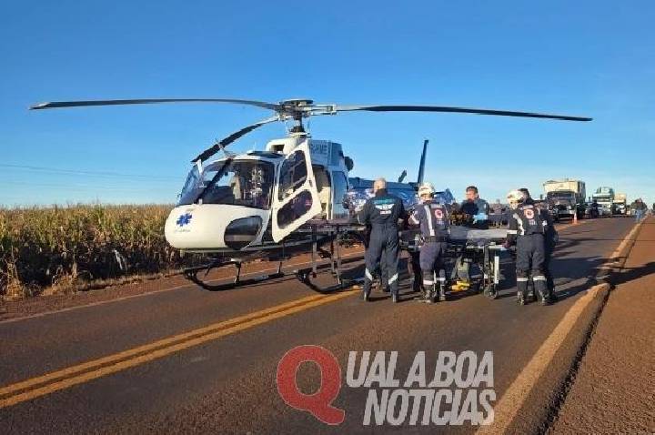 GRAVE COLISÃO: Motorista fica preso às ferragens em acidente entre carro e caminhão na rodovia entre Assis Chateaubriand e Toledo