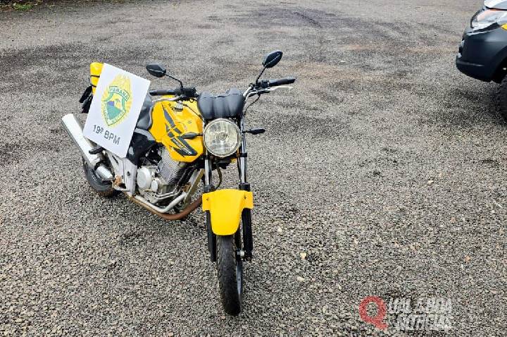 Motocicleta furtada em Cascavel é recuperada em área rural de Mercedes