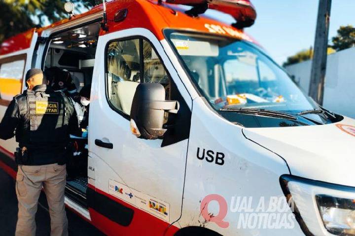 Mulher é agredida e homem é perseguido com facão durante confusão motivada por ciúmes