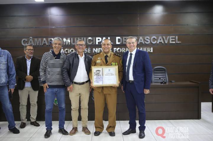 Sergio Japonês e Beto Lunitti participam de homenagem ao coronel Valmir de Souza em Cascavel