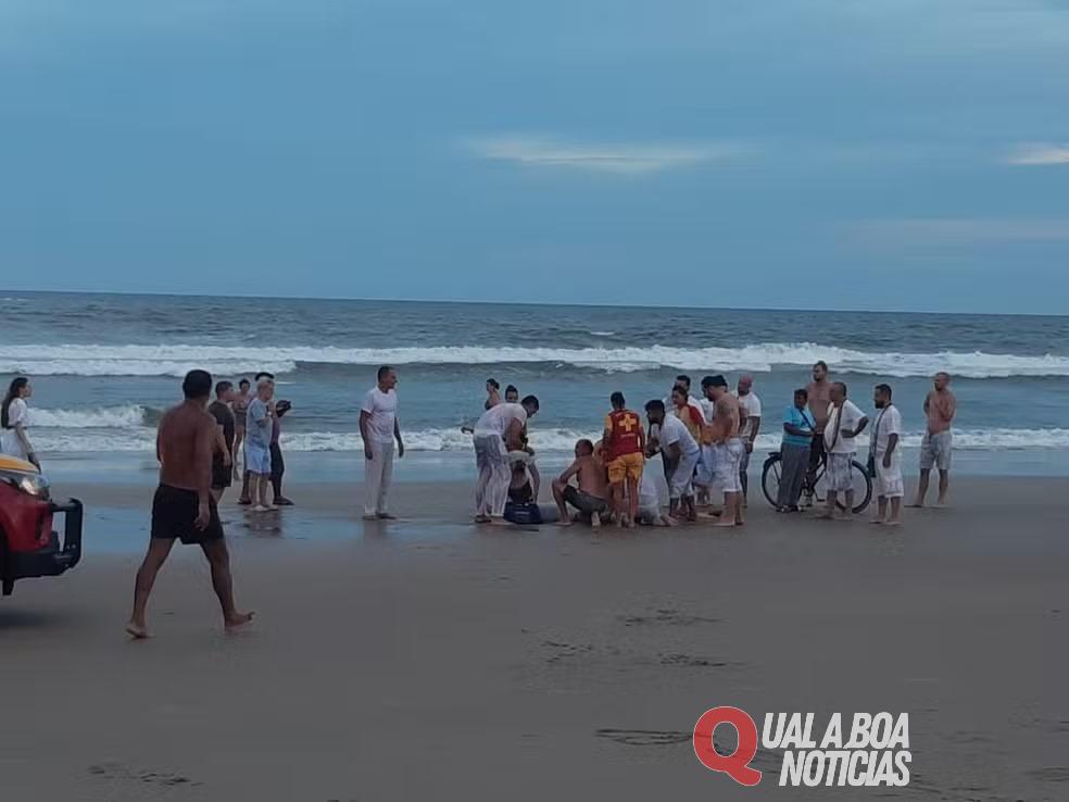 Homem morre afogado ao fazer homenagem para Iemanjá, em Pontal do Paraná