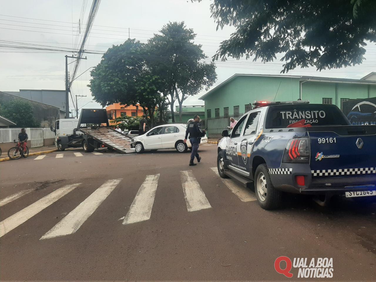 Colisão envolvendo dois automóveis é registrada no bairro Boa Esperança em Toledo
