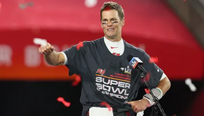 Carreira de Tom Brady vai virar minissérie com roteiro de indicados ao Oscar