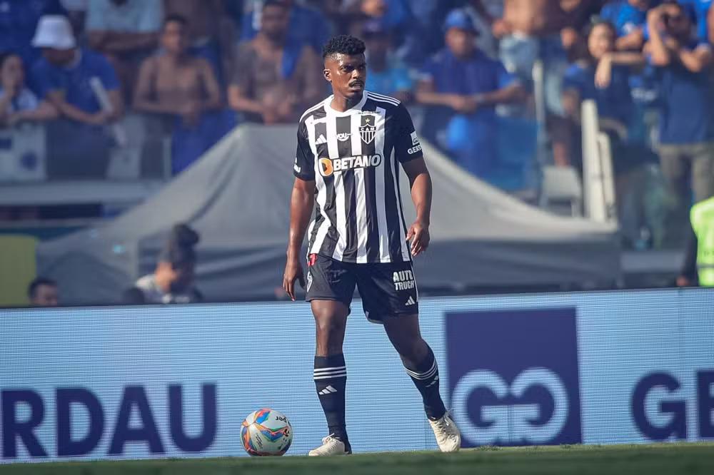 Grêmio anuncia contratação do zagueiro Jemerson, do Atlético-MG
