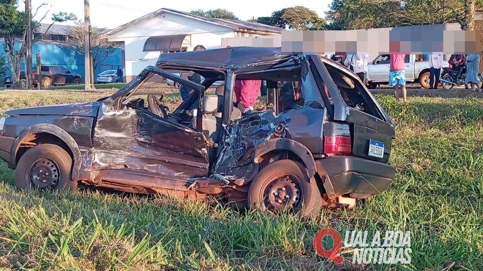 Jovem morre em batida entre carro e caminhão na BR-369, em Campo Mourão
