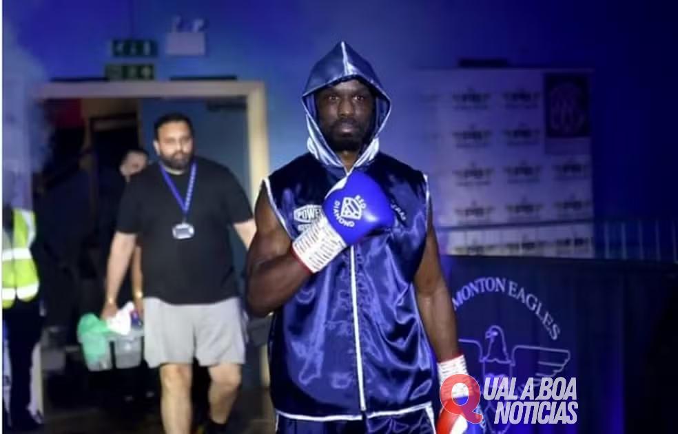 Lutador de boxe morre no ringue durante primeira luta profissional