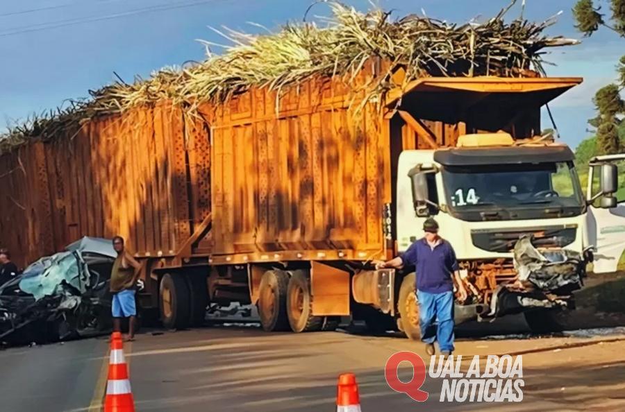 Motorista de carro morre em grave acidente com caminhão na BR-369