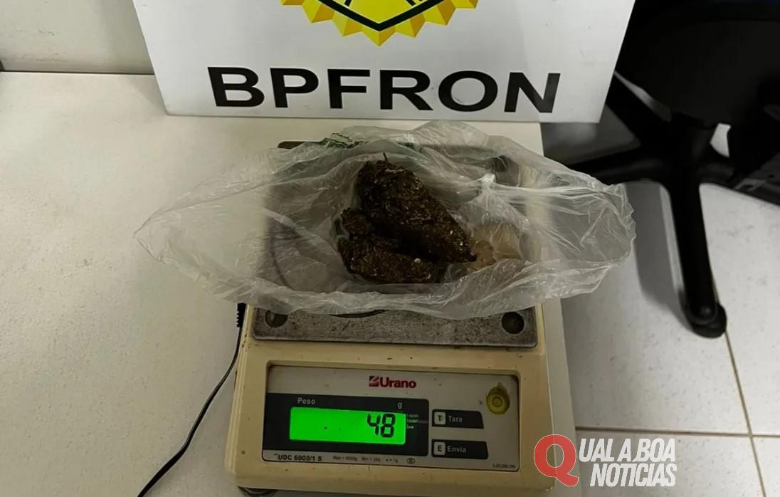 Ação conjunta entre BPFron e 6ºBPM resulta em prisão de homem que agrediu idosa durante roubo em Cascavel