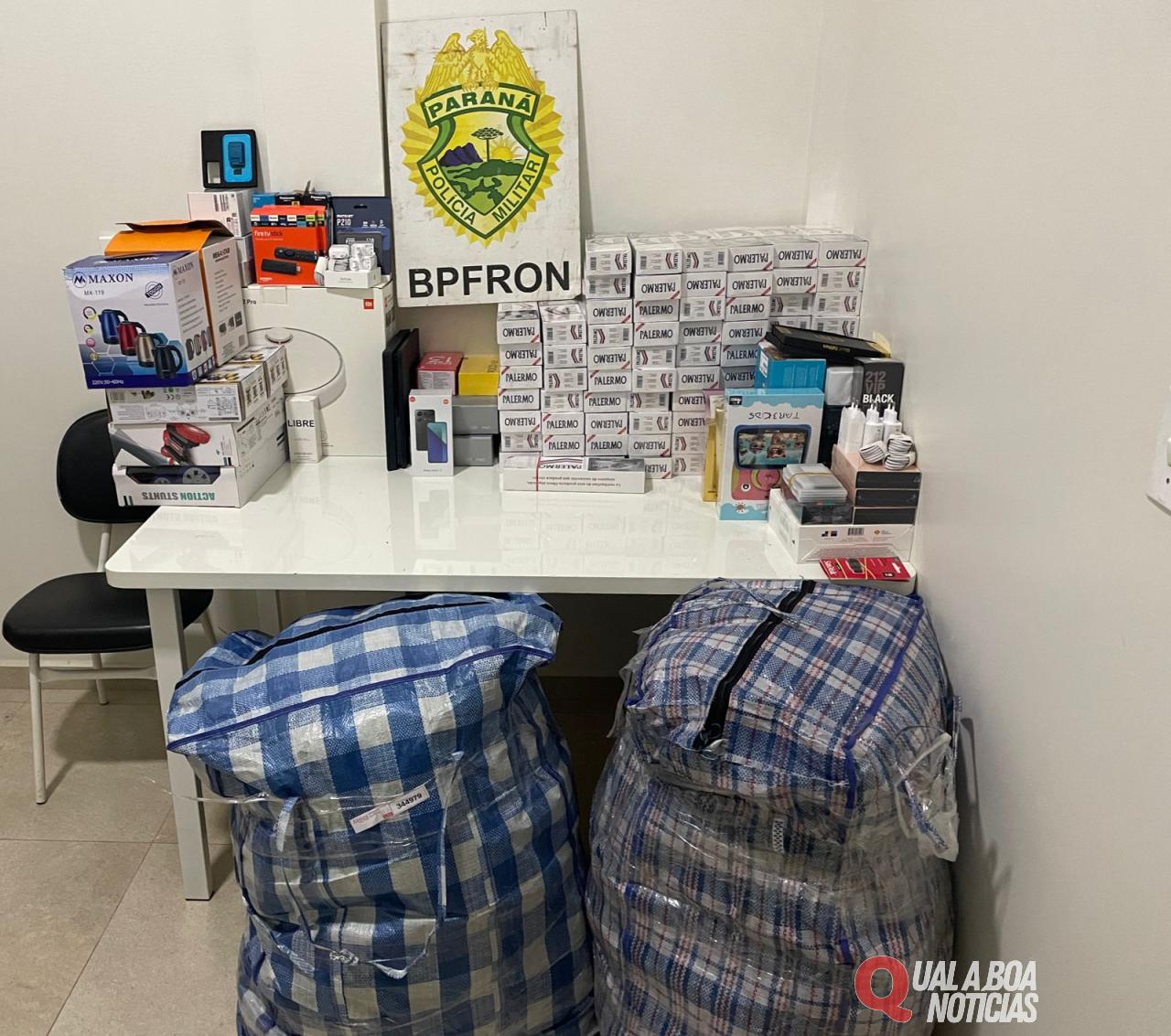 BPFRON apreende cigarros e mercadorias estrangeiras em ônibus em Santo Antônio do Sudoeste-PR
