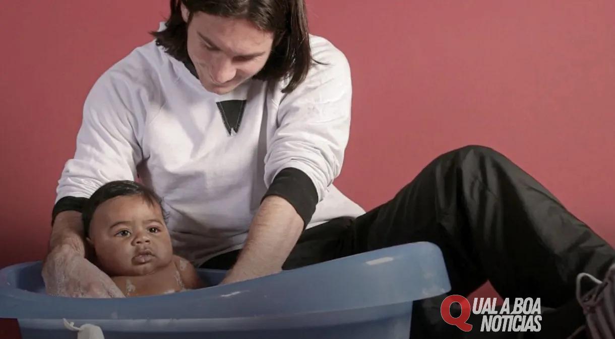 Foto de Messi com Lamine Yamal ainda bebê viraliza nas redes