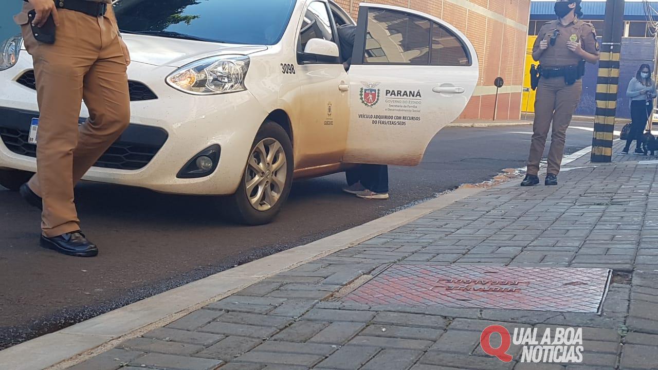 Mãe de menina de 12 anos denuncia ‘namorada’ da filha pelo crime de estupro; acusada tem 30 anos