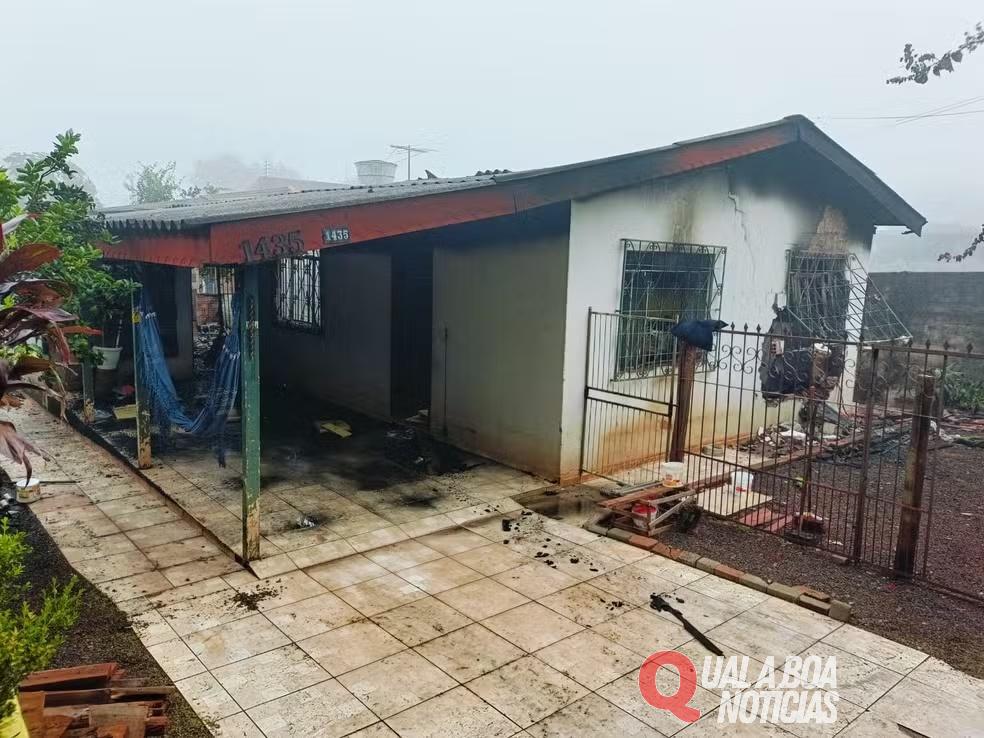 Três idosas morrem após incêndio em casa em Foz do Iguaçu