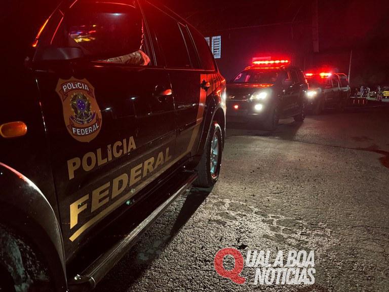 Carreta carregada com três toneladas de maconha é apreendida PR-580 em Umuarama