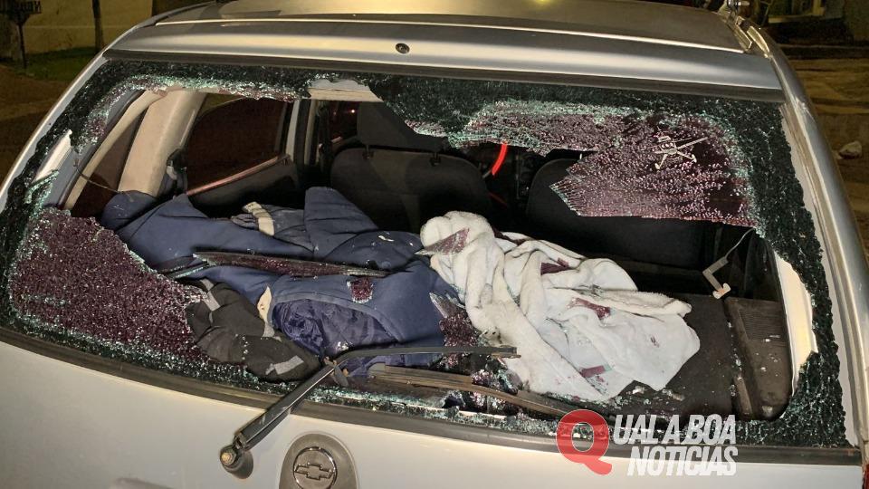 Homem quebra o carro do pai após dar machadada na irmã em Cascavel