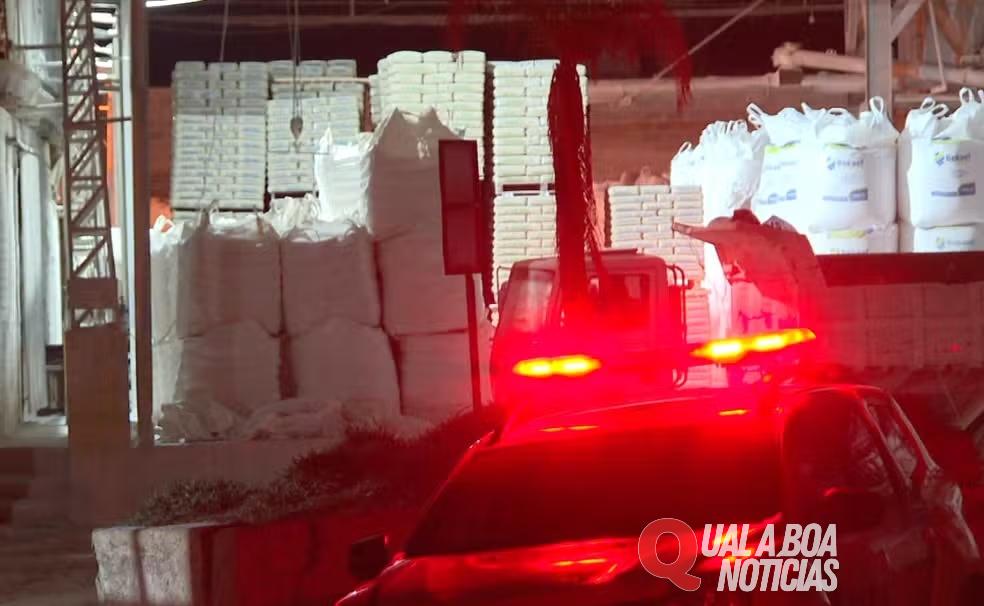 Trabalhador morre soterrado ao cair em silo no Paraná