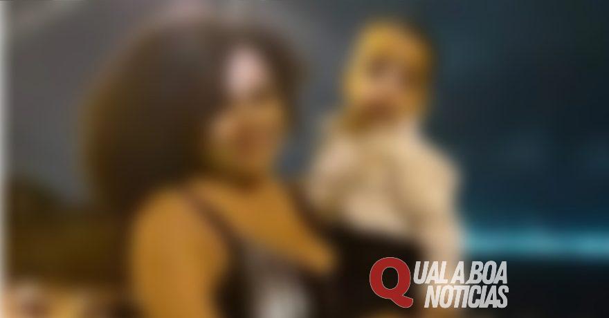 Cena de Horror: Polícia encontra mãe com cabeça do filho de seis anos no colo e faca na mão