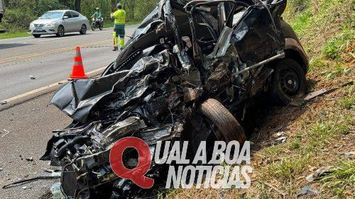 Condutor morre ao provocar acidente na BR-277 durante fuga da polícia