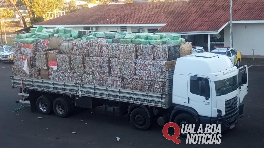 Em Operação Conjunta: Polícia Federal e Polícia Militar apreendem caminhão com três toneladas de maconha