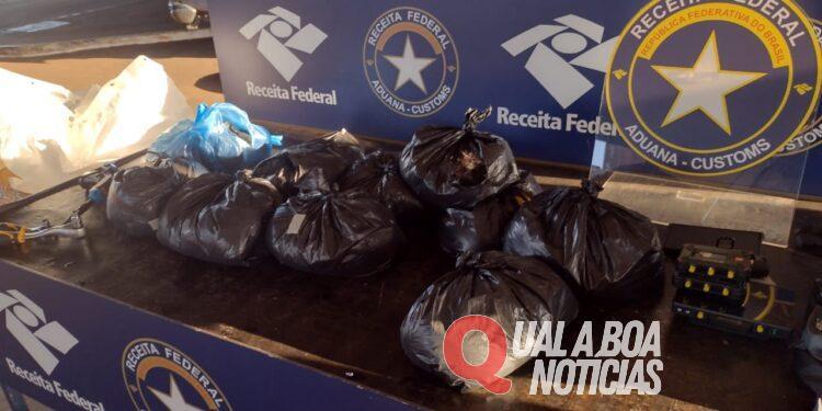 Homem é preso na Ponte da Amizade transportando 27 kg de cabelo humano em fundo falso de veículo