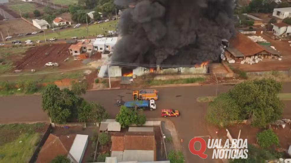 Incêndio é registrado em indústria de produtos hospitalares em Assis Chateaubriand