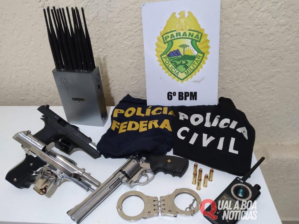 Na Região: Homens são presos com colete balístico, armas e roupas da Polícia Civil e Federal