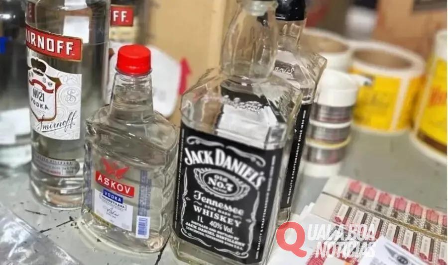 Policia fecha fábrica que falsificava whisky e vodka no norte do Paraná