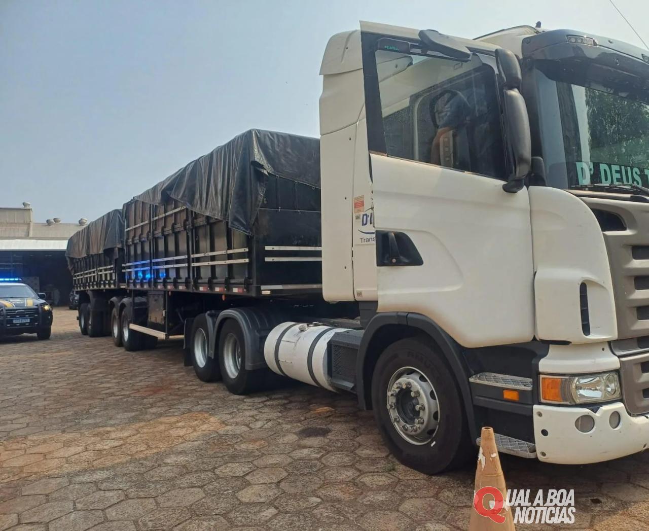 PRF apreende bitrem carregado com cigarros contrabandeados, na Região