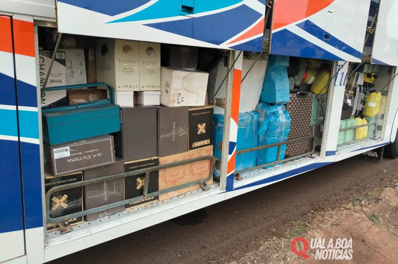 Receita Federal apreende mais de meio milhão em contrabando em ônibus de 
