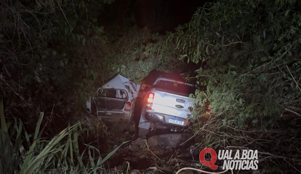 Acidente na PR-281 deixa duas vítimas fatais; Socorrista atende a ocorrência e descobre que vítimas eram seu irmão e cunhada