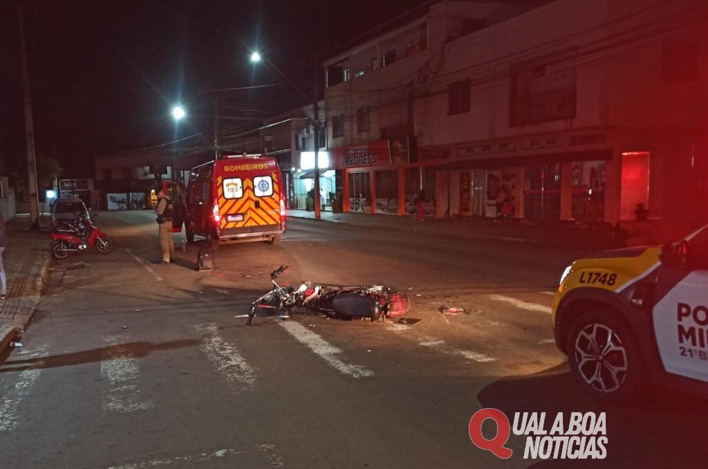 Adolescente sofre ferimentos graves em acidente entre Scooter e Jetta