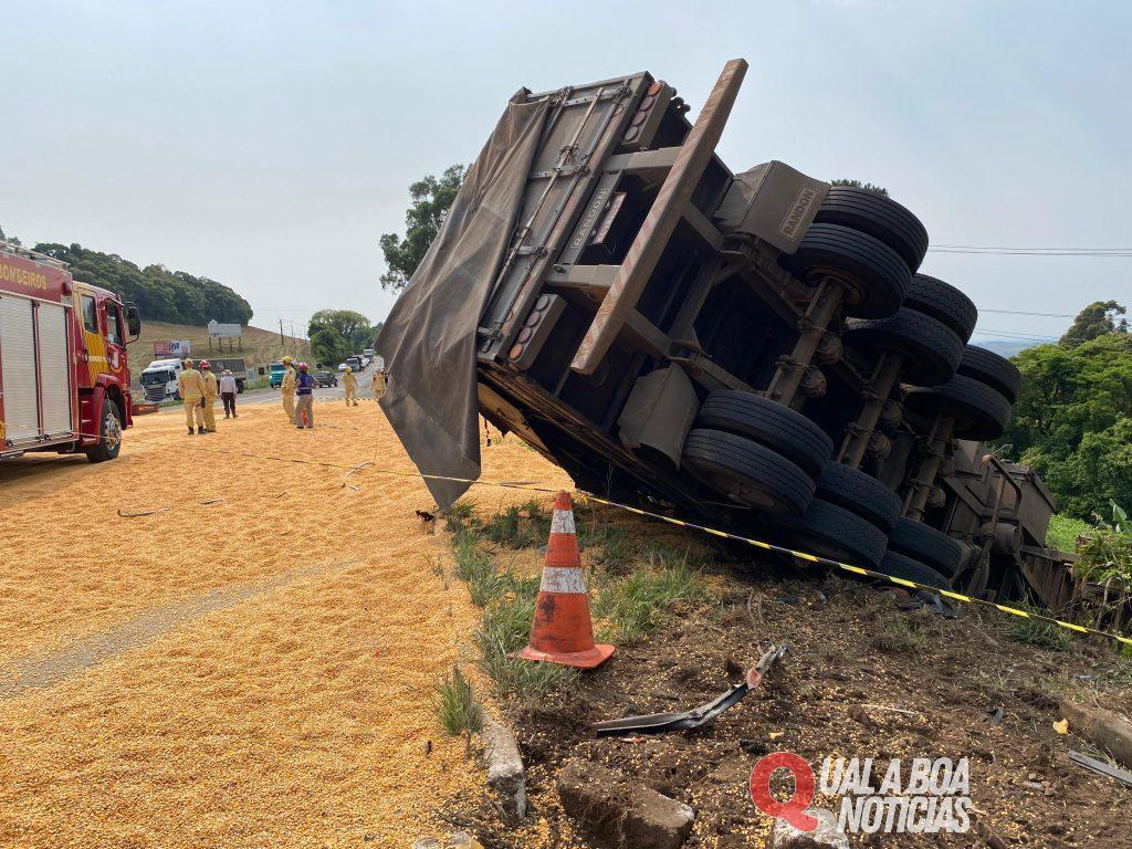 Caminhoneiro morre na PR 483 durante grave acidente, em Francisco Beltrão