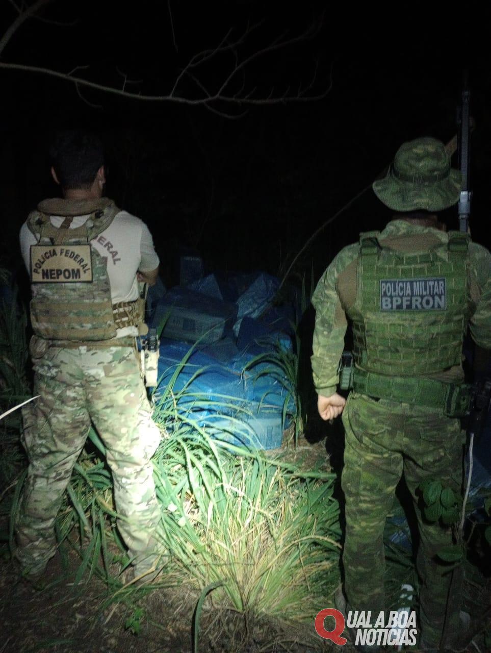 BPFRON localiza 4.300 pacotes de cigarros abandonados em Mercedes; Produto é material de contrabando