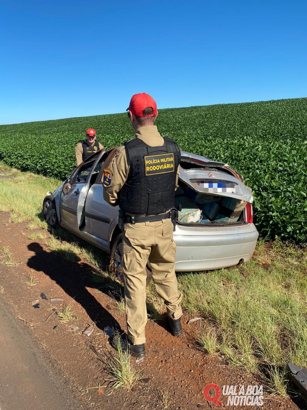 PM apreende 184 kg de maconha dentro de carro furtado na PR-488, em Céu Azul