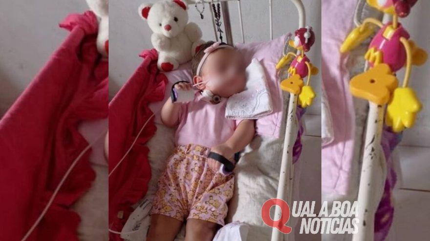 “O céu ganhou uma nova estrelinha”: morre bebê que foi afogada pela mãe