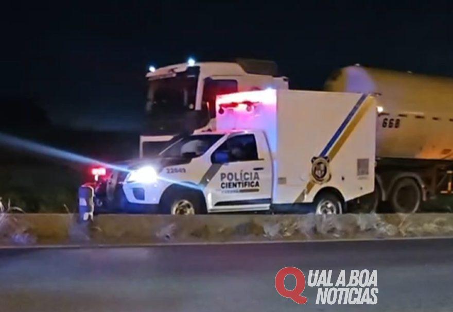 Motociclista morre em grave acidente na BR-373; a colisão envolveu um caminhão