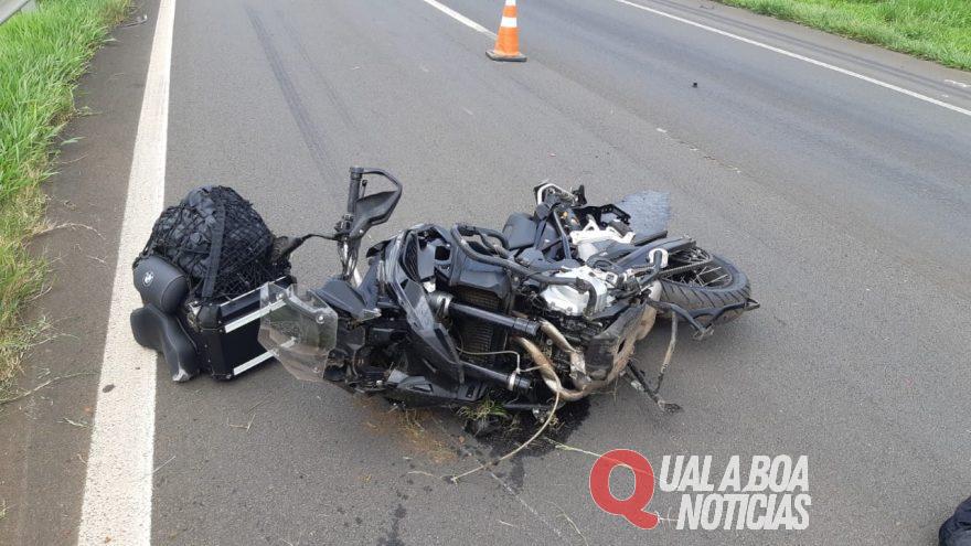 Casal morre após sofrer queda de moto na BR-376, no Paraná