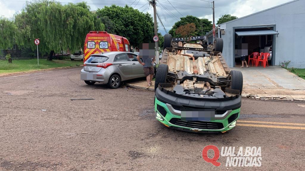 Cascavel: Carro invade preferencial e gestante fica ferida em acidente