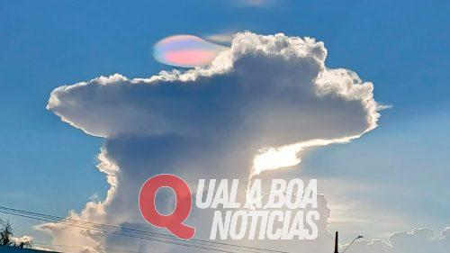 Durante oração: Mancha misteriosa aparece no céu e impressiona moradores de Céu Azul