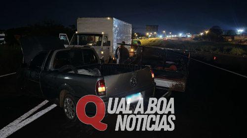 Grave acidente é registrado na PR-467 em Cascavel, envolvendo dois caminhões e saveiro