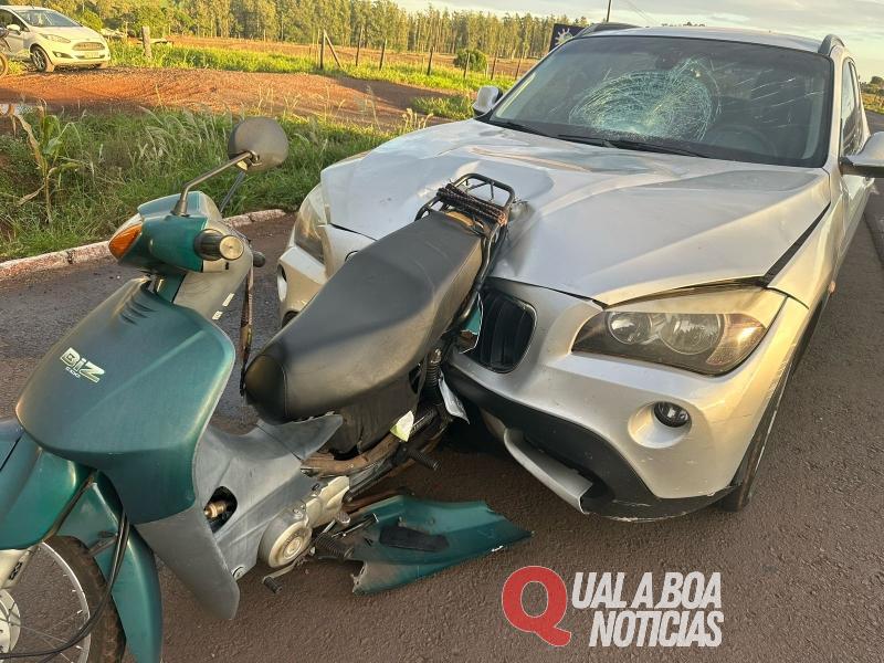 Homem morre em grave acidente na BR-163; moto fica 'cravada' em BMW