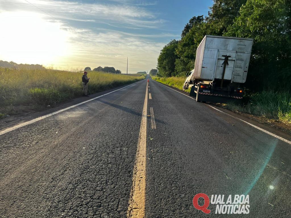 Acidente entre caminhão e carro na PR-317 deixa mulher ferida em Santa Helena