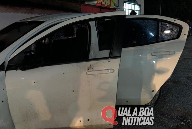 Carro do diretor do presídio é alvo de emboscada; motorista é baleado
