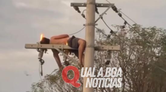 Homem morre após levar descarga elétrica ao subir em poste