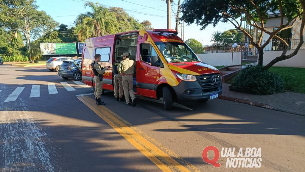 Acidente envolvendo caminhonete e motocicleta deixa mulher ferida em Toledo