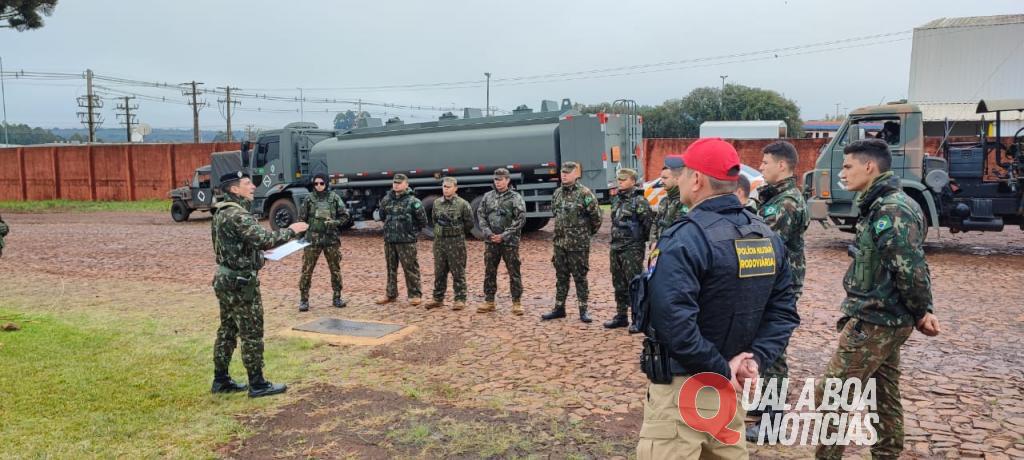 PRE realiza escolta de veículos militares em Cascavel e Alto Piquiri
