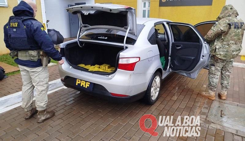 PRF apreende quase 200 kg de maconha em carro roubado na BR-163 em Cascavel