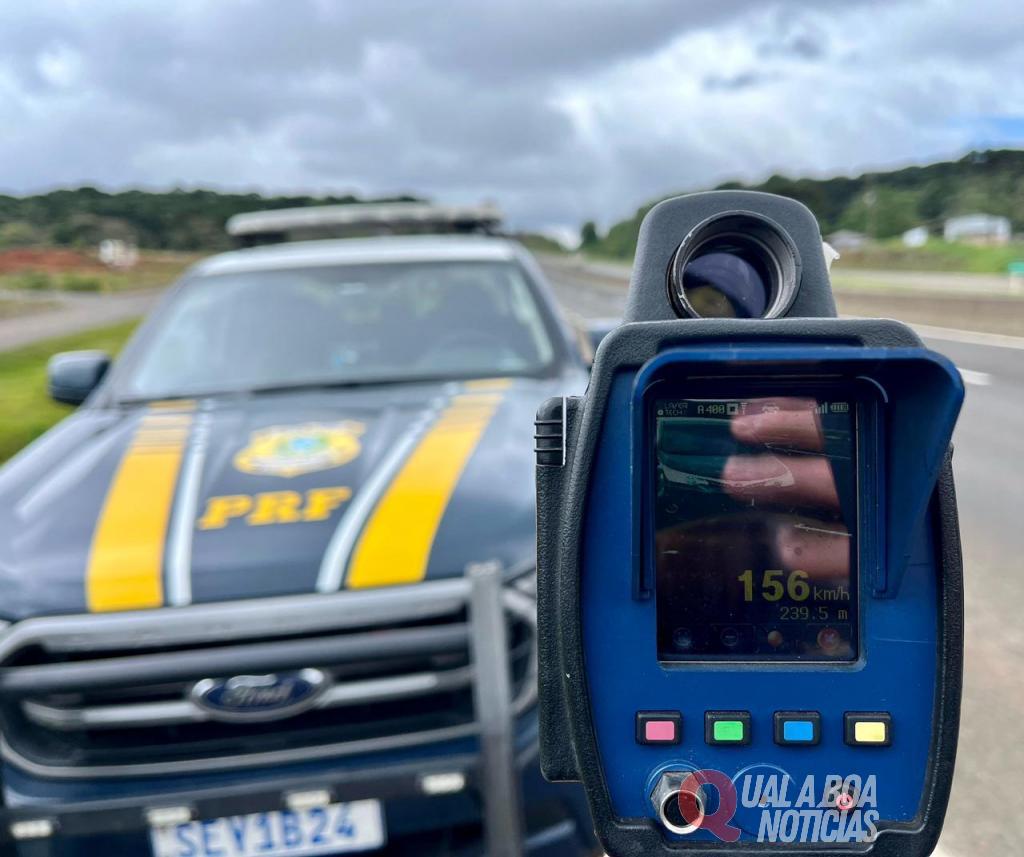 PRF flagra motoristas acima de 150 km/h durante operação de fiscalização na BR-277 em Guarapuava