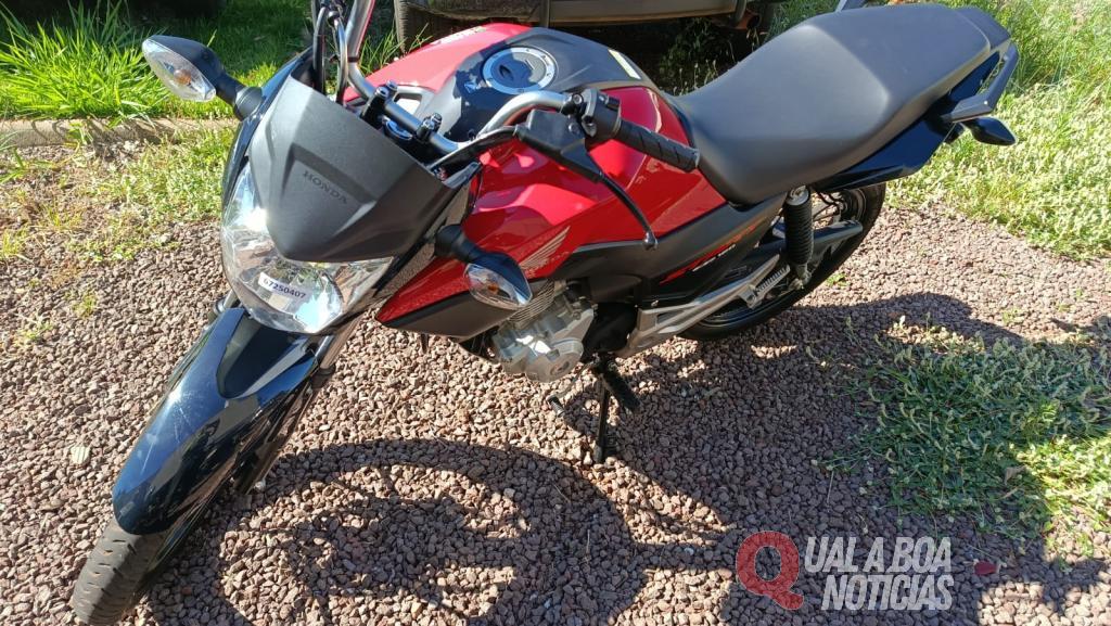 Motocicleta sem placa e sem retrovisores é apreendida durante patrulhamento em Toledo