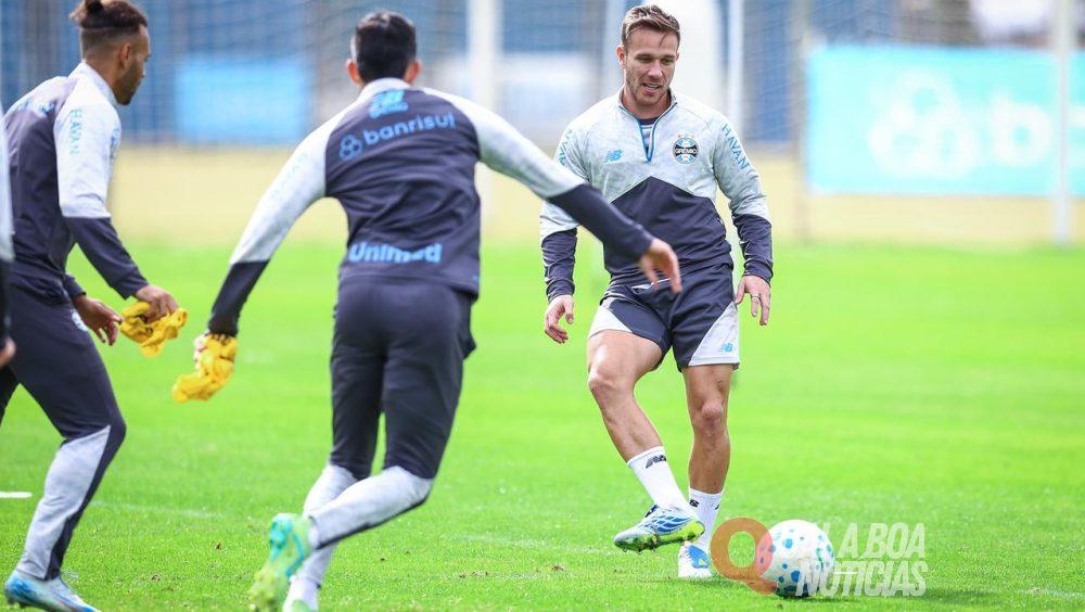 Grêmio intensifica preparação para duelo contra o Corinthians